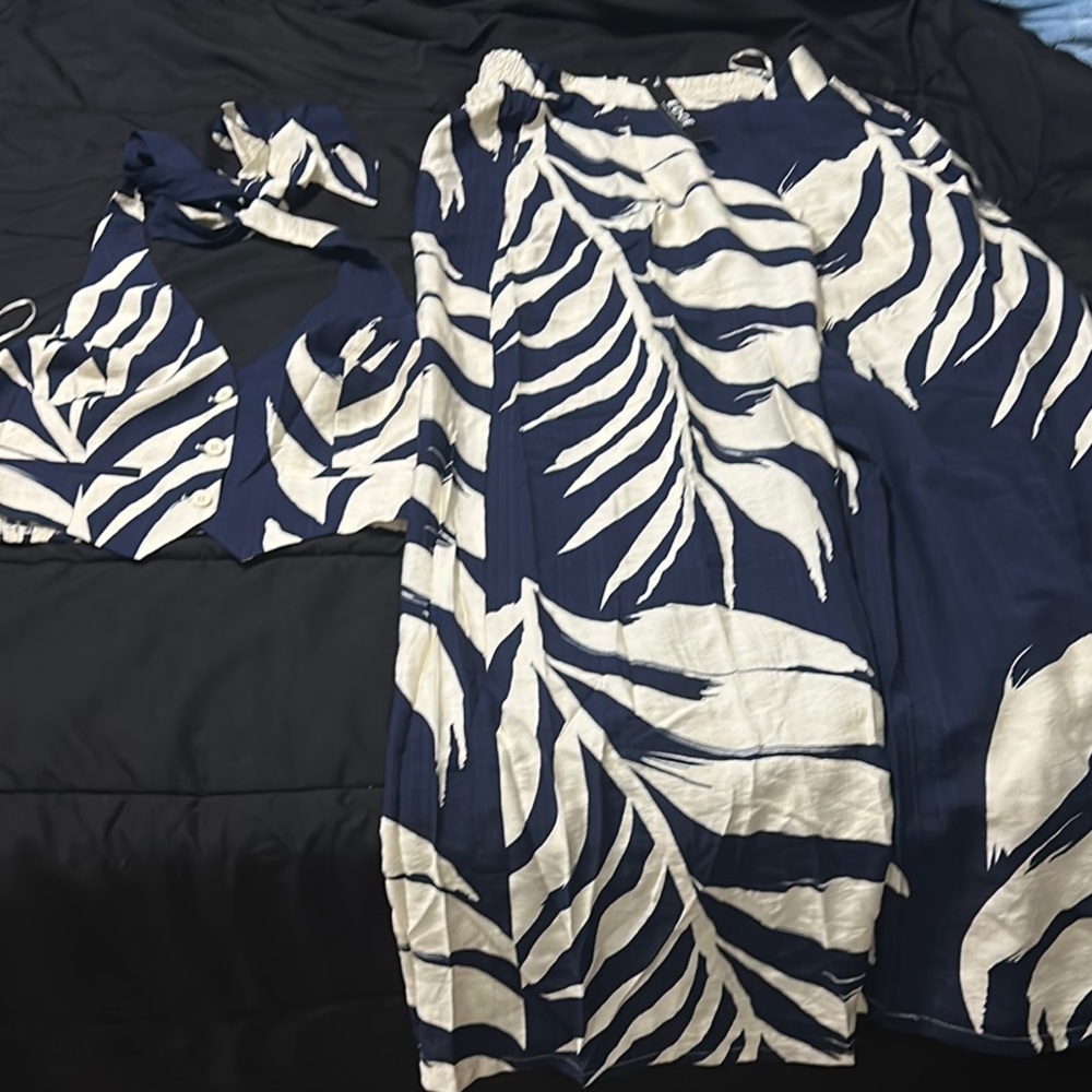 Navy and White Leaf Print Two Piece Set